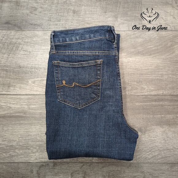 St. John's Bay Boot Cut Leg Jeans Size 4 - Picture 6 of 6